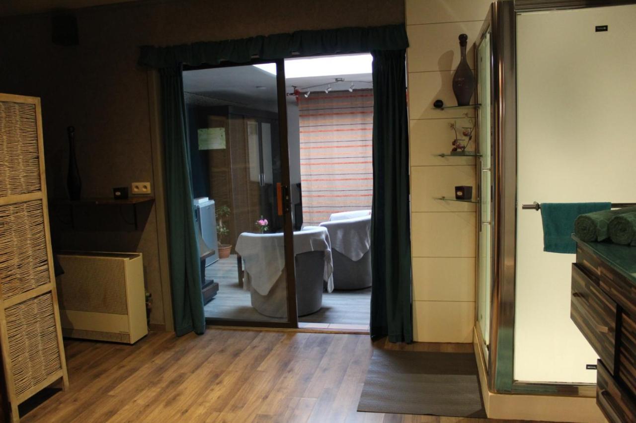 Qiomi'S Room Aarschot Exterior photo
